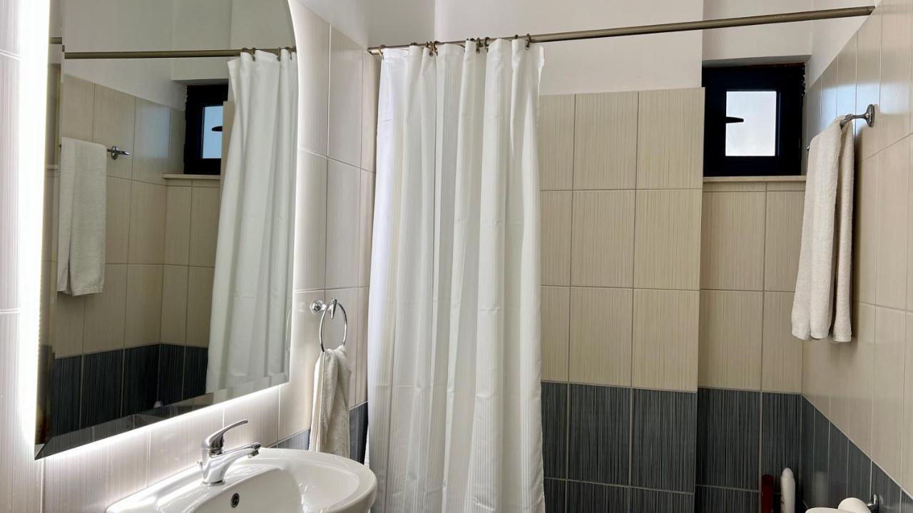 100 Meters From The Sea Apartment Xylokastro Luaran gambar