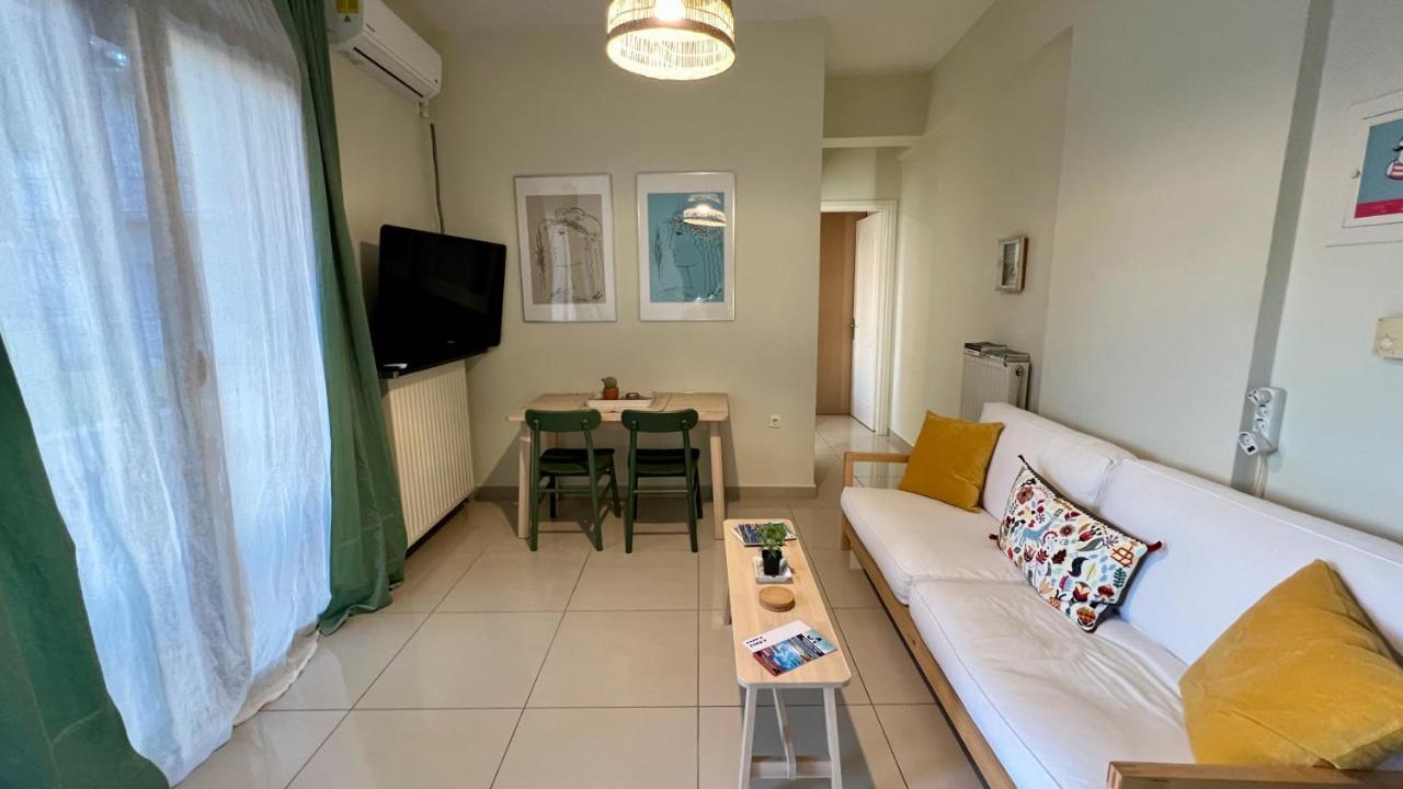 100 Meters From The Sea Apartment Xylokastro Luaran gambar