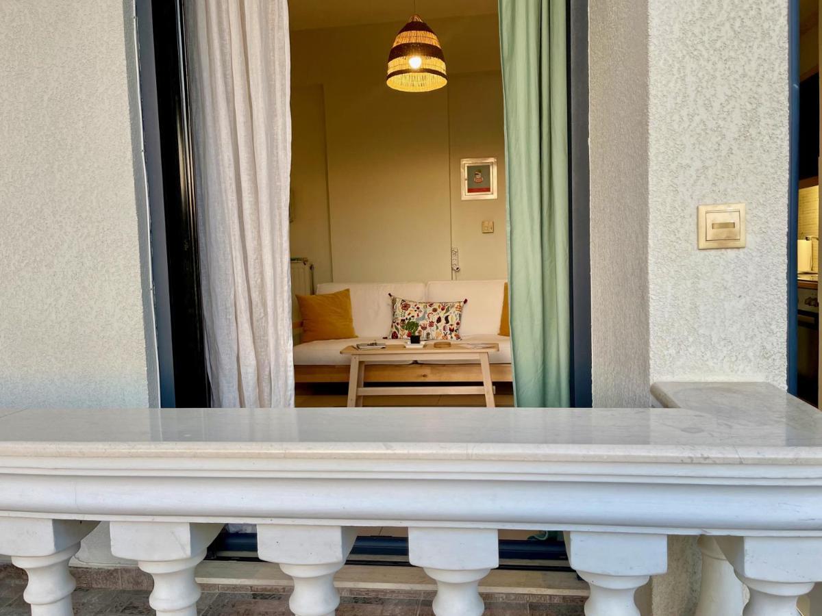 100 Meters From The Sea Apartment Xylokastro Luaran gambar
