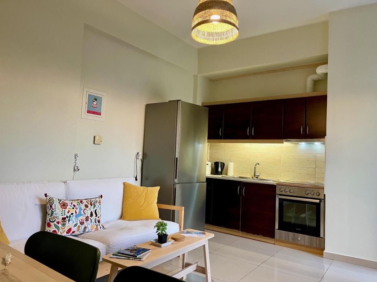 100 Meters From The Sea Apartment Xylokastro Luaran gambar