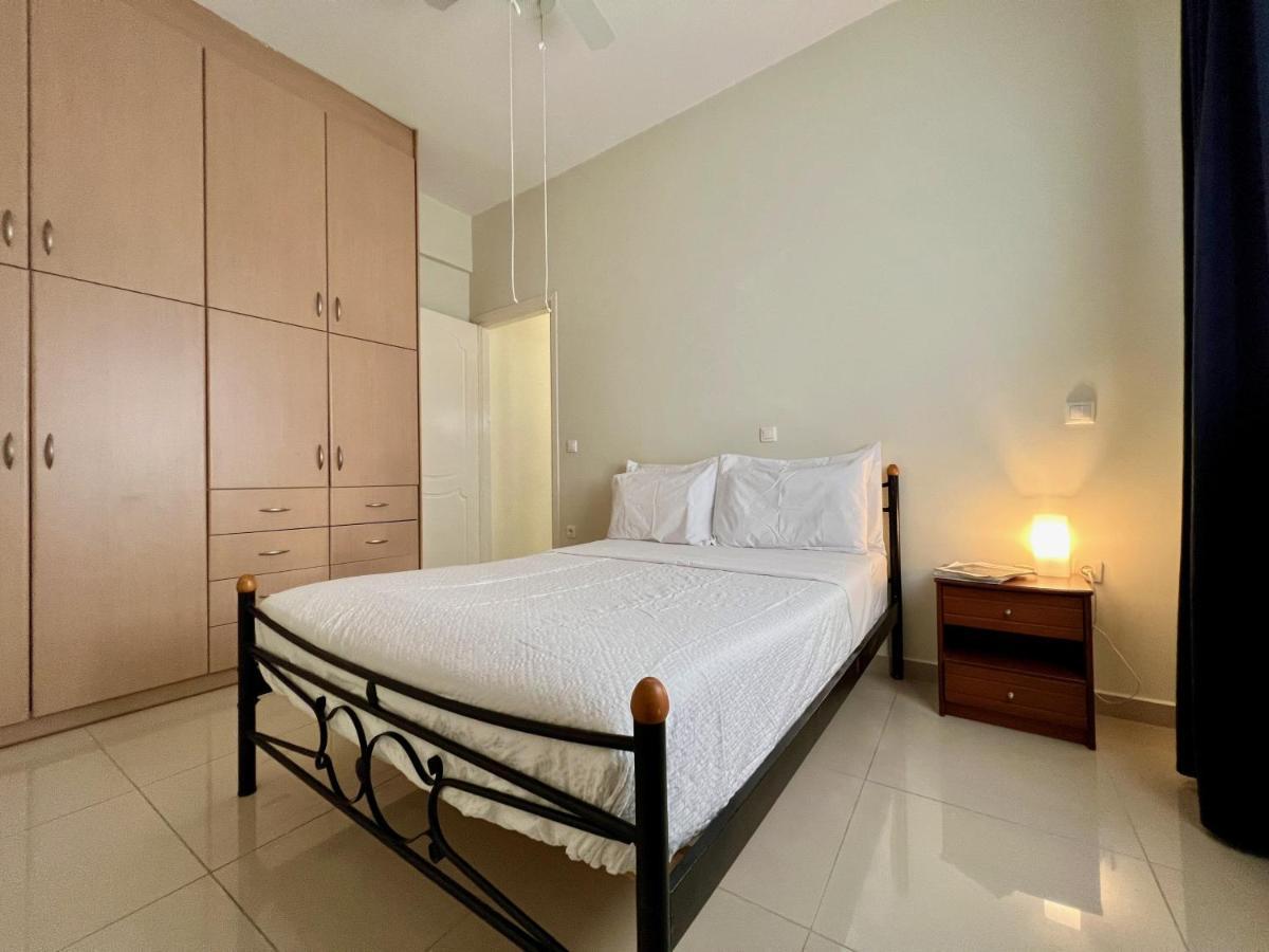 100 Meters From The Sea Apartment Xylokastro Luaran gambar