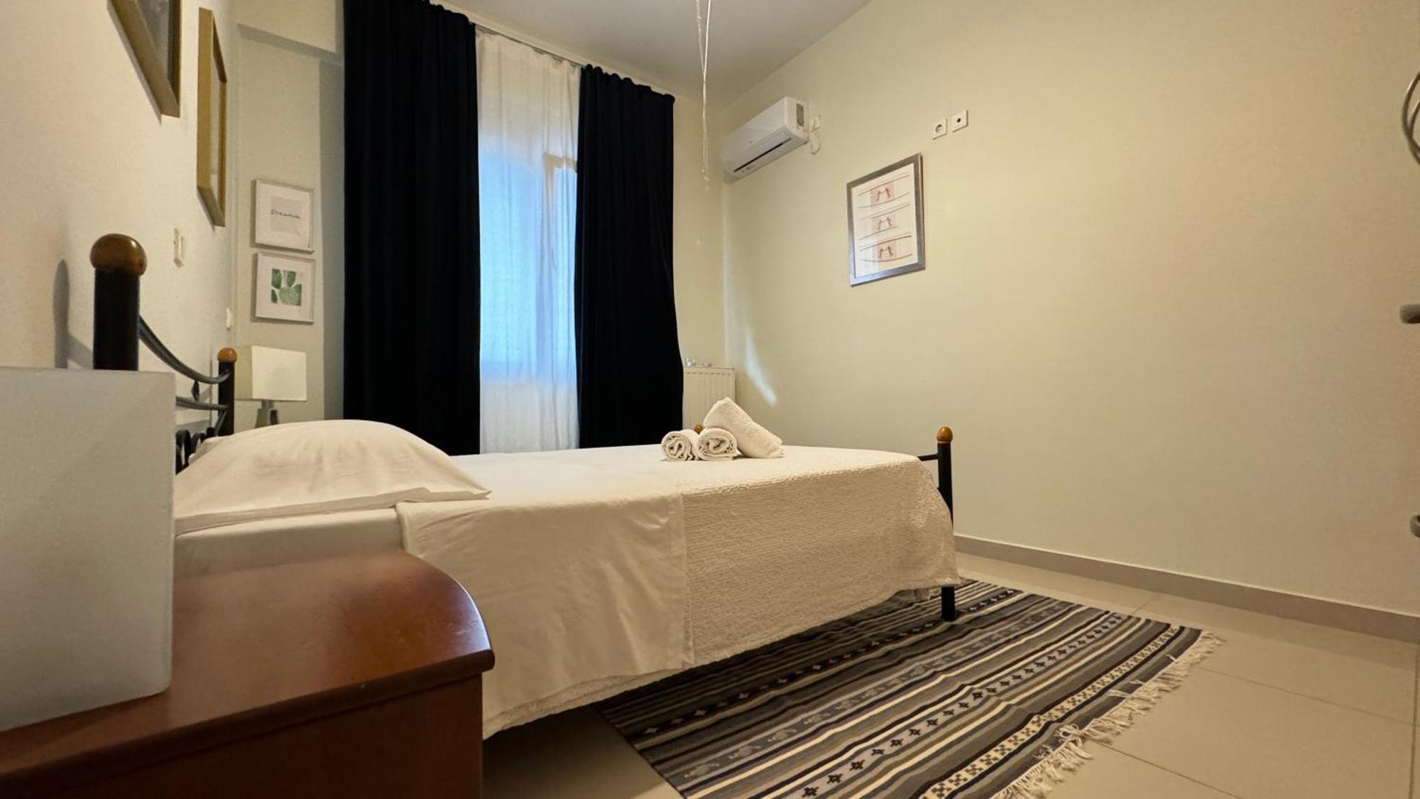 100 Meters From The Sea Apartment Xylokastro Luaran gambar